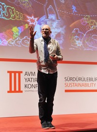 Dr. Kjell A. Nordström